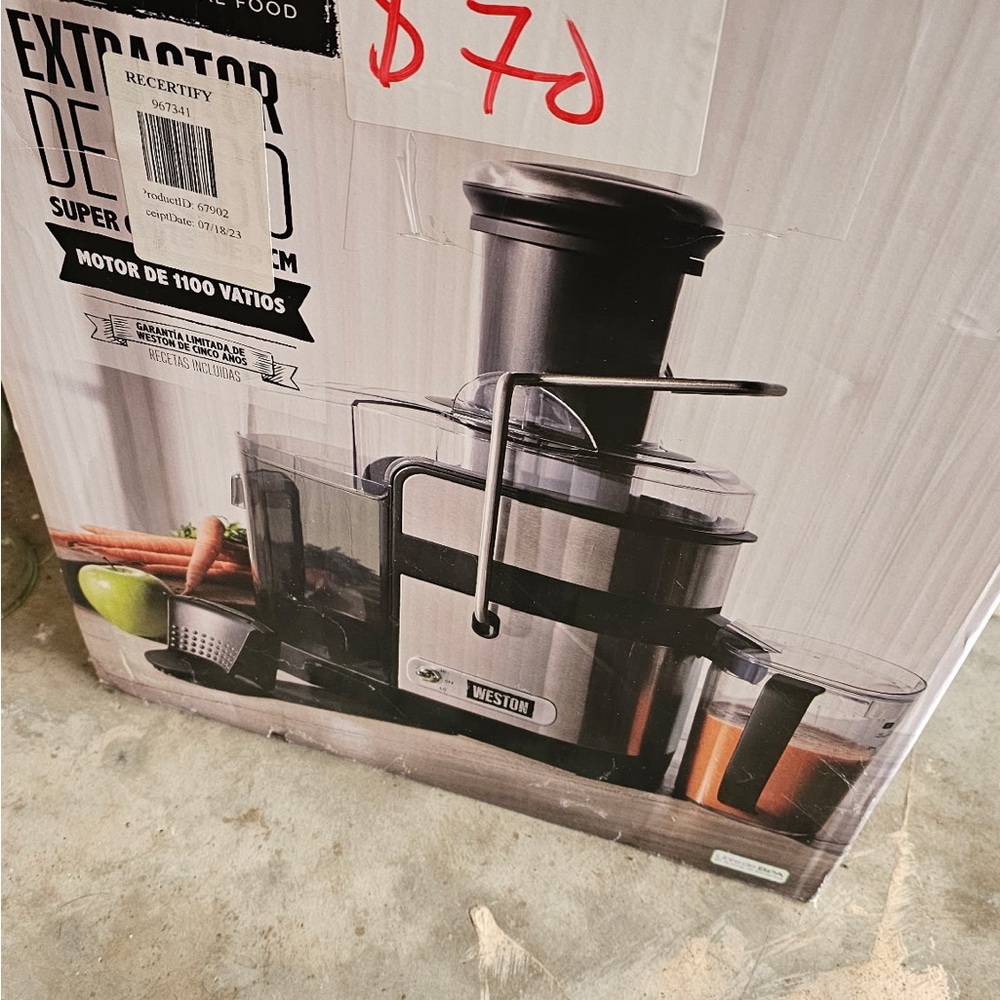 Weston Wear Black and Silver Juice Extractor